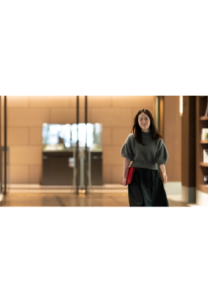 INTERVIEW 5
